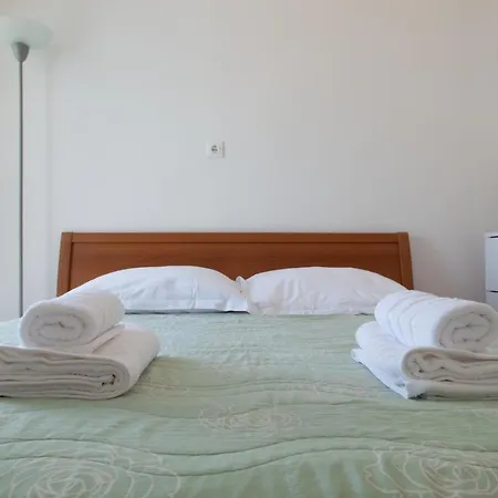 Trstenik Apartment Split