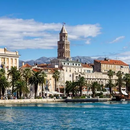 Trstenik Lägenhet *