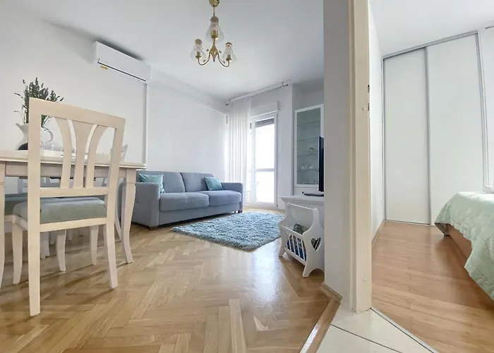 Lägenhet Trstenik Split